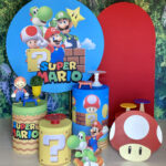 Três cilindros + mesa cogumelo + romano vermelho +R$ 60,00